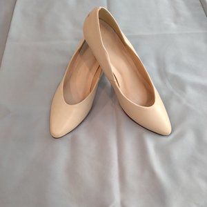 Classic Directions Womens Pump Shoes Cream Color Size 9M